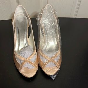 Champagne Heels with matching Sheer Shawl